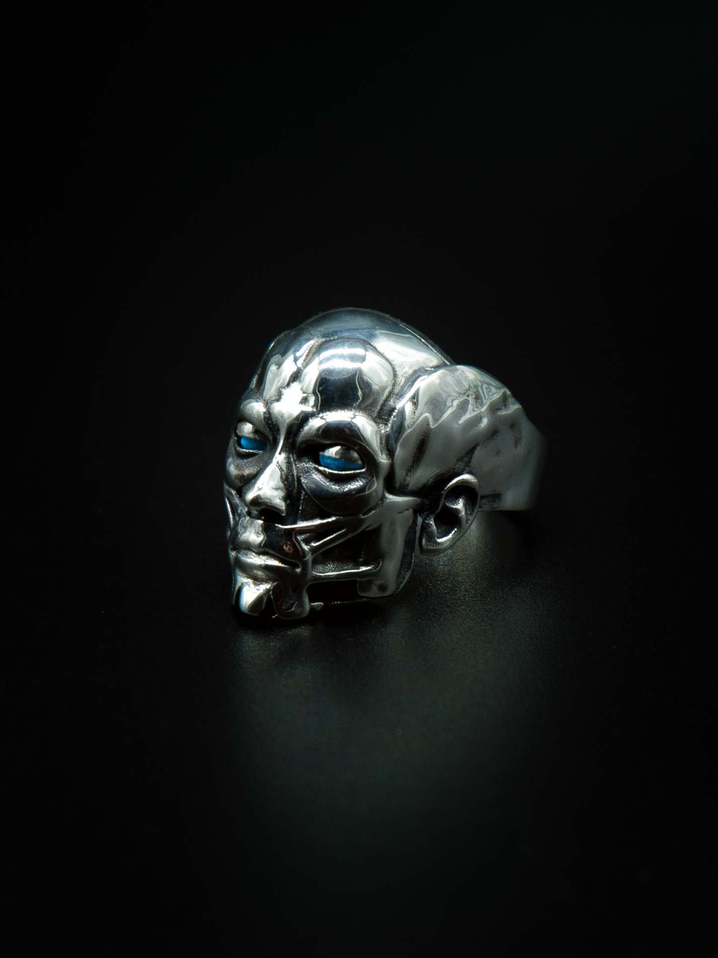 Accuser ring, mens and womens sculpture jewelry, opals, and moving kinetic