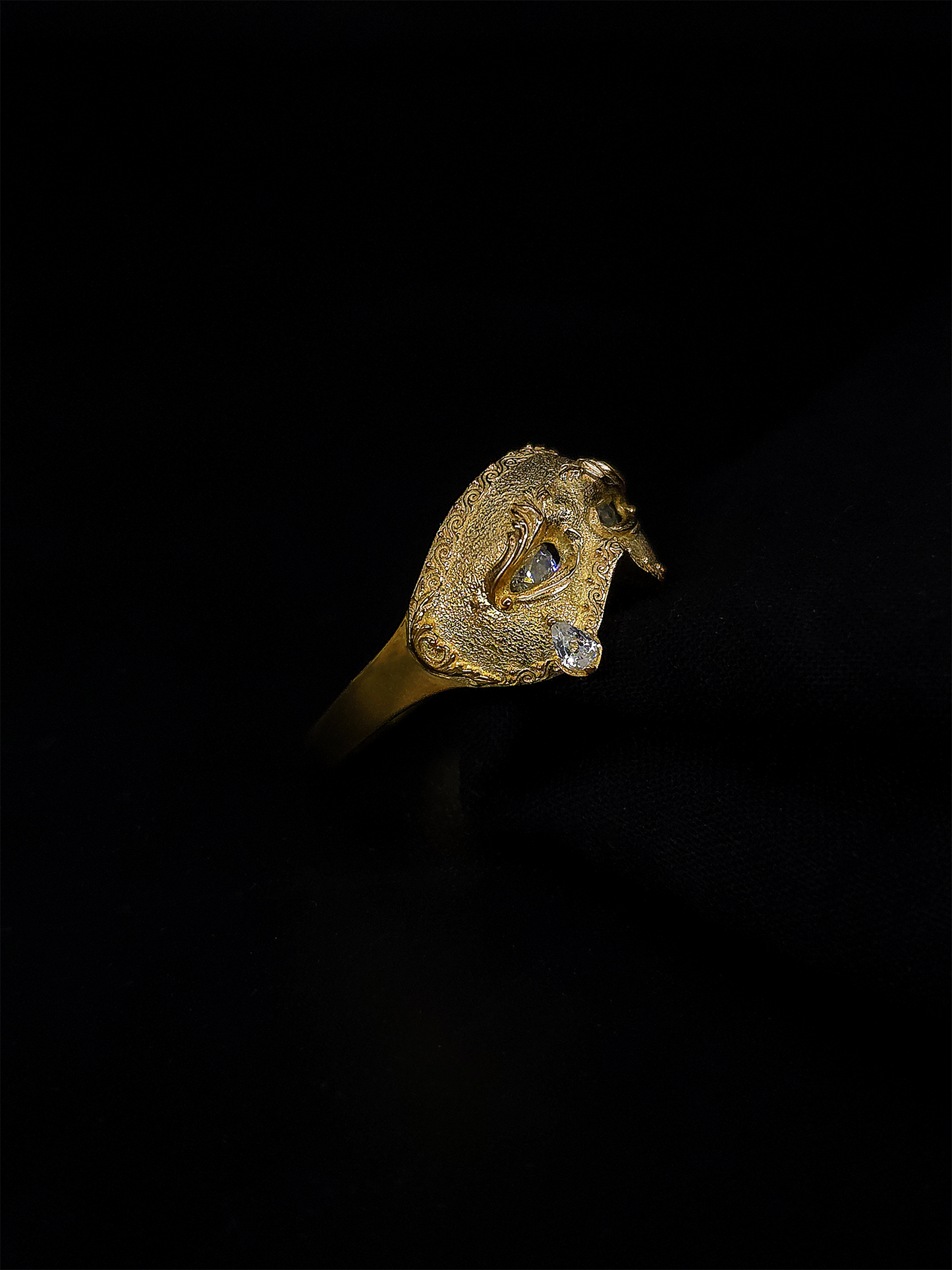 Crainte 18k Gold