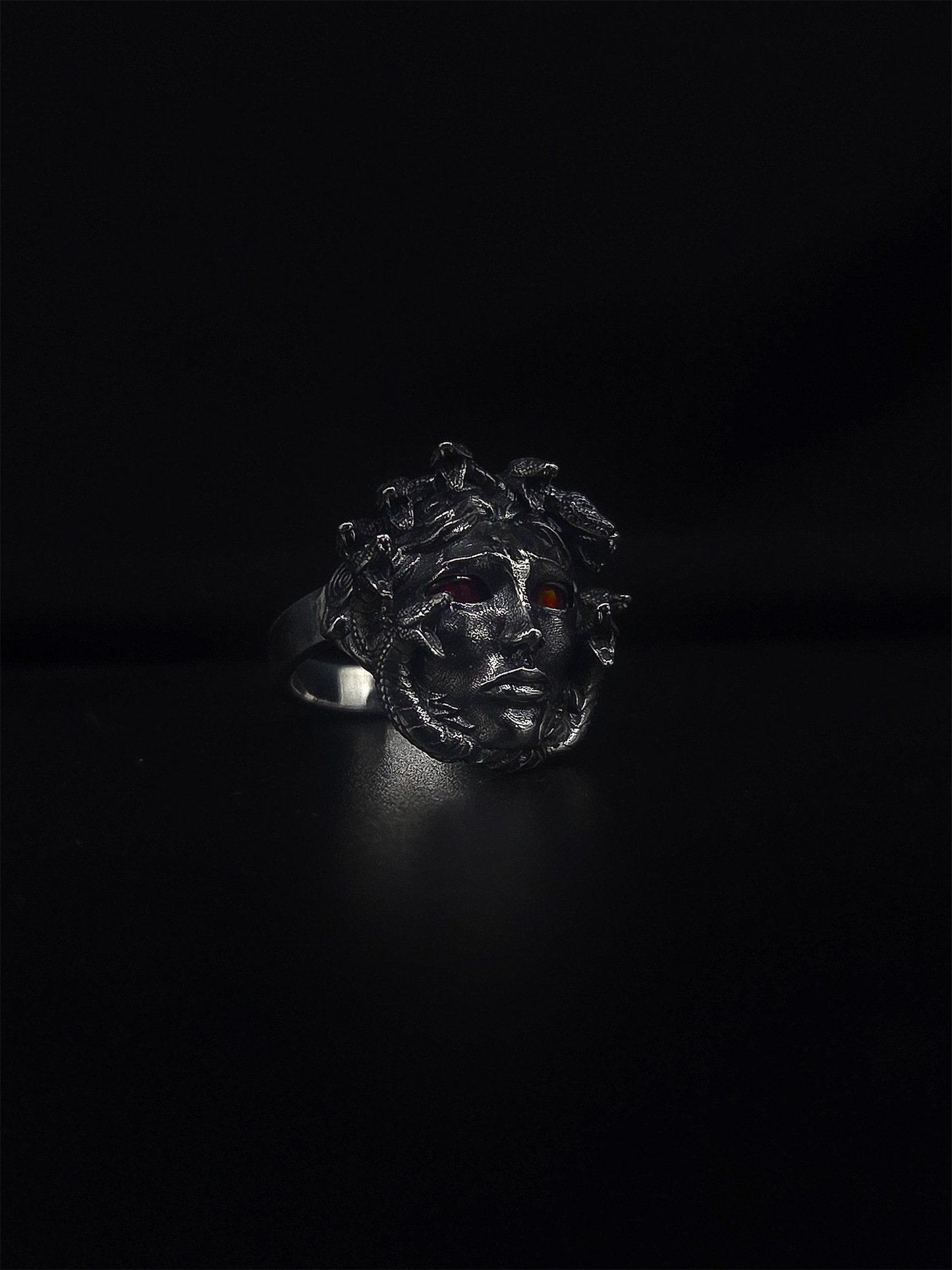 Medusa Full Silver