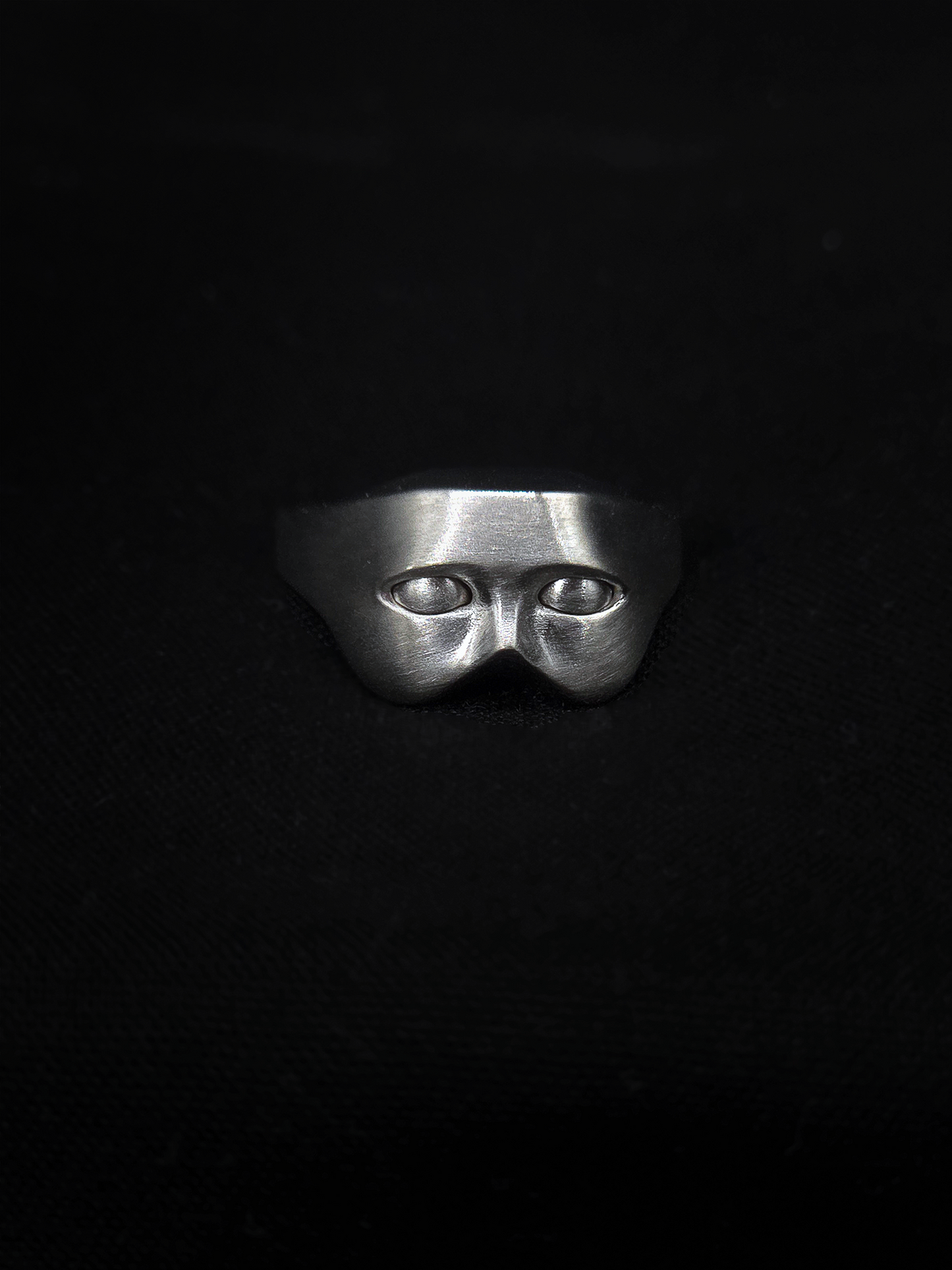 Obscurité 18k White Gold
