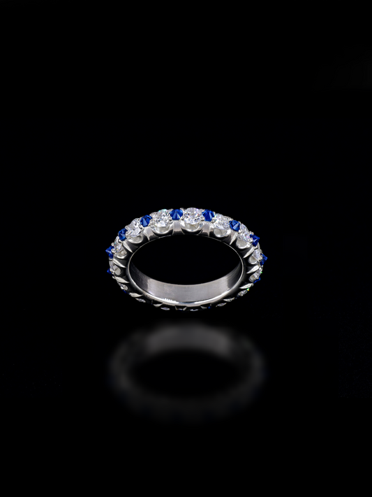 Conversus 925 silver band with upside down set stones and sapphires